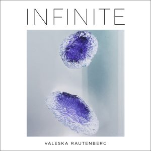 Infinite Valeska Rautenberg